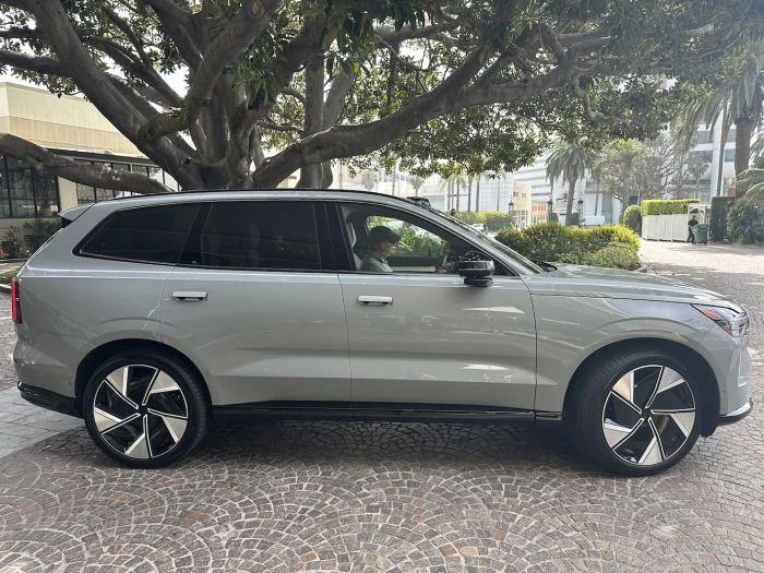 The Volvo EX90: Electric Calm, Scandinavian Cool